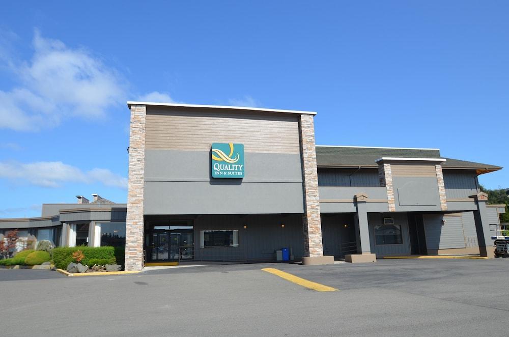 Quality Inn & Suites At Coos Bay North Bend Bagian luar foto