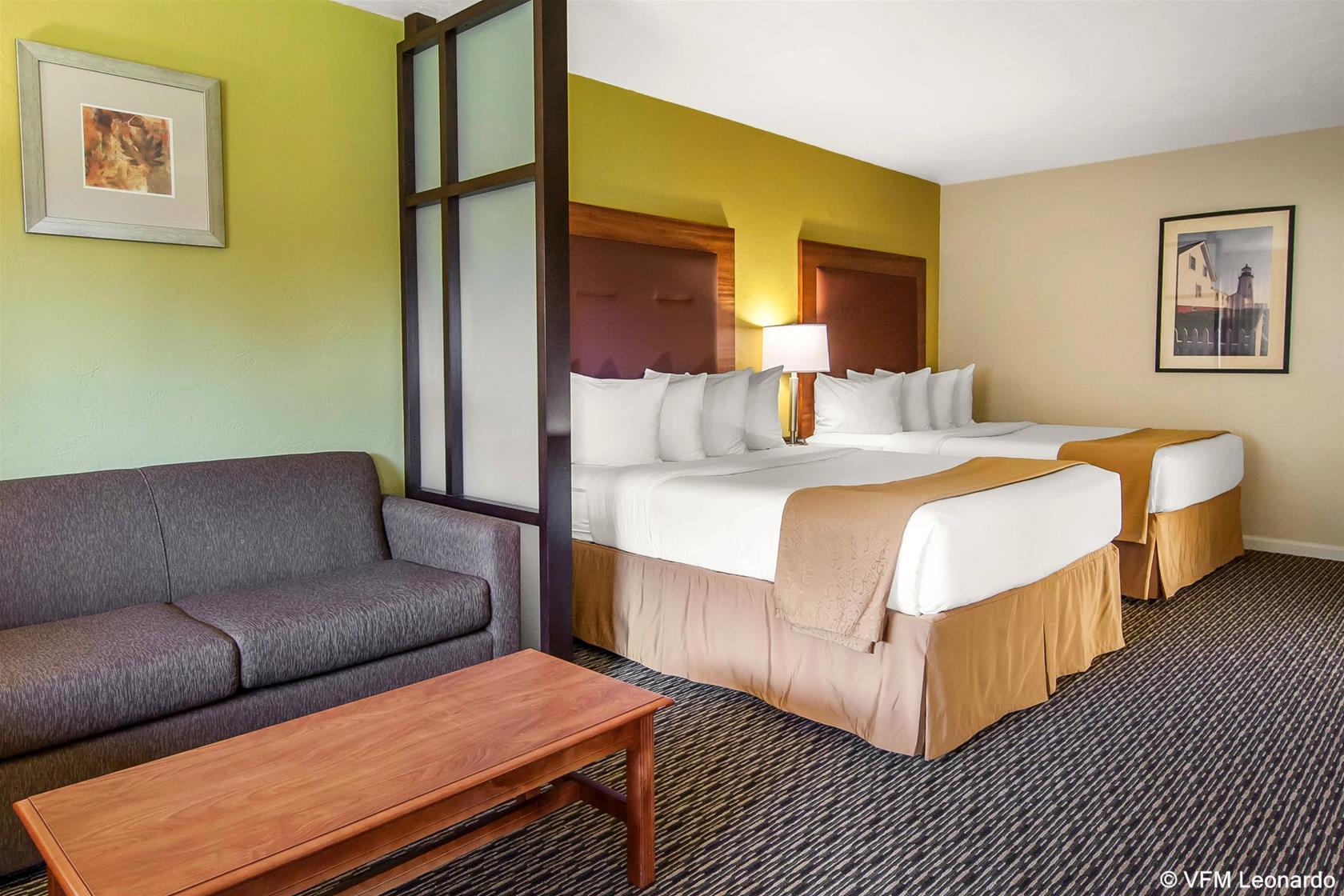 Quality Inn & Suites At Coos Bay North Bend Bagian luar foto